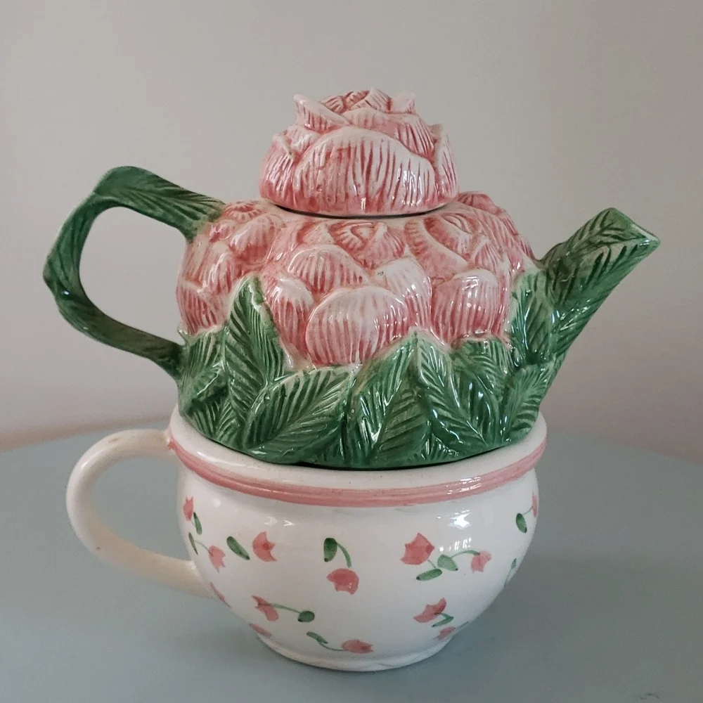 Certified International Peggy Jo Ackley Rose Bouquet Teapot for One Set.